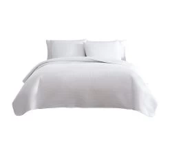 Aspen 3 Piece Queen Quilt Set White -Bedding Store 0c7f6770c47743fcba02039b38ef816b