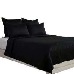 Kahn Hand Stitched Soft Sateen Quilt, Cotton Fill And Binding-Benzara