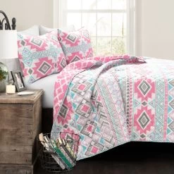Navajo Stripe Malibu Reversible Oversized Quilt 2Pc Set -Bedding Store 3348f862381a453ca69d380feb9ca7ce