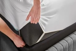 Tempur-Pedic® TEMPUR-breeze° White Full Sheet Set -Bedding Store 352f85e4 2cc3 49da aaf1 5f51460280c2