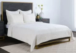 Classic Home Bari 3-Piece Velvet Cloud Queen Quilt Set
