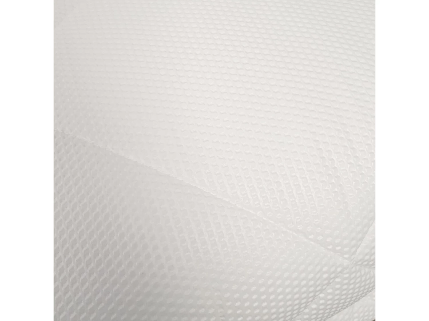 Cotton House - Synthetic Duvet, 3D Fill 100% Microfiber Gel (Down Alternative), White 5 Cotton House - Synthetic Duvet, 3D Fill 100% Microfiber Gel (Down Alternative), White - Image 3