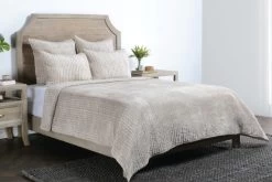 Classic Home Bari 4-Piece Pebble King Quilt Set