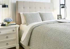 Doralia Queen Coverlet Set -Bedding Store ASHDS Q487003Q 05