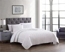 Birch 3 Piece Queen Quilt Set White -Bedding Store a27aa30e98694deba7498a6e81b41177