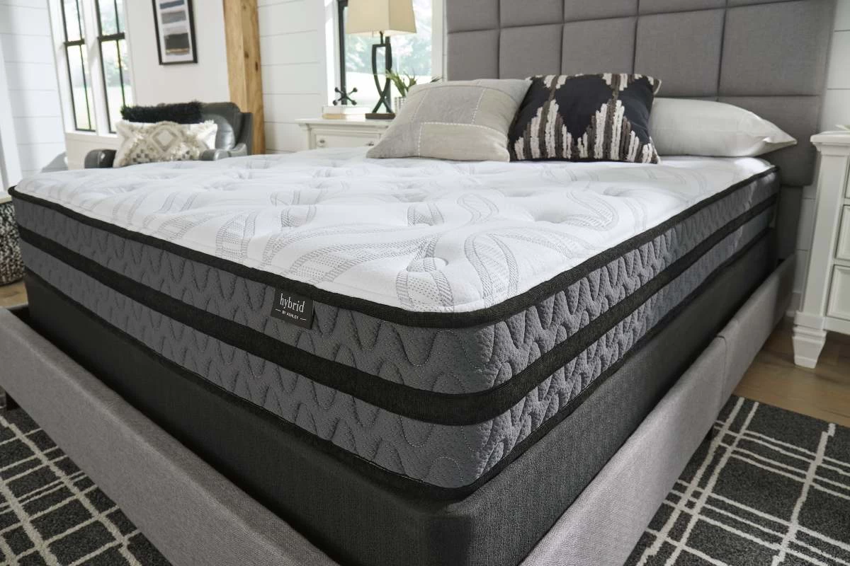 Sierra Sleep® By Ashley® 10" Hybrid Medium Tight Top Twin Mattress In A Box 7 Sierra Sleep® By Ashley® 10" Hybrid Medium Tight Top Twin Mattress In A Box - Image 5