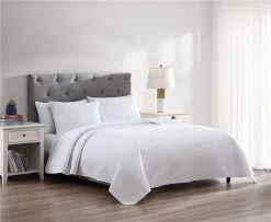 Aspen 3 Piece Queen Quilt Set White -Bedding Store ffd117b95f51450aa2f1ca2c3af2ec2f