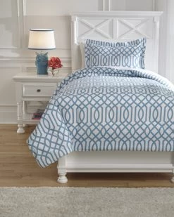 Signature Design By Ashley® Loomis 2-Piece Aqua Twin Comforter Set -Bedding Store q758031t